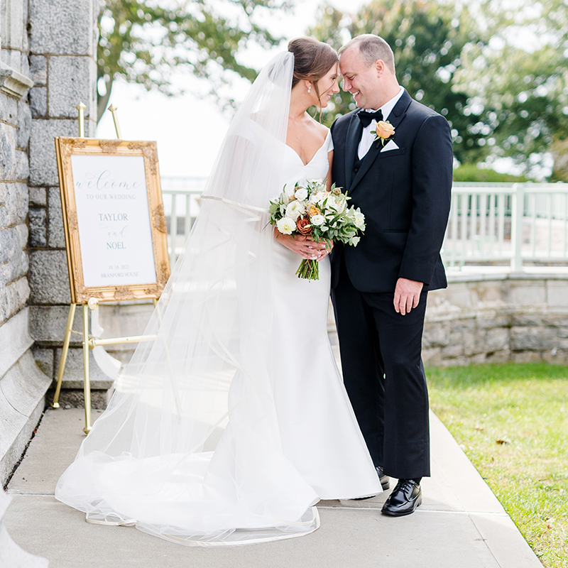 Taylor & Noel: A Sneak Peek